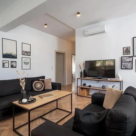 Vilă Canyon 1 Elegant With Private Pool *