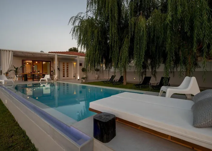 Villa Canyon 1 Elegant With Private Pool Rethymno
